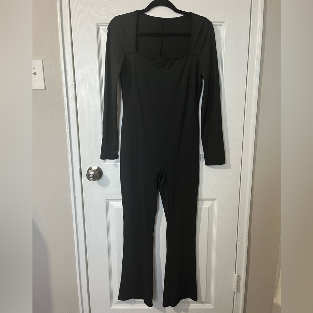 Women's Square Neck Long Sleeve Flare Jumpsuit